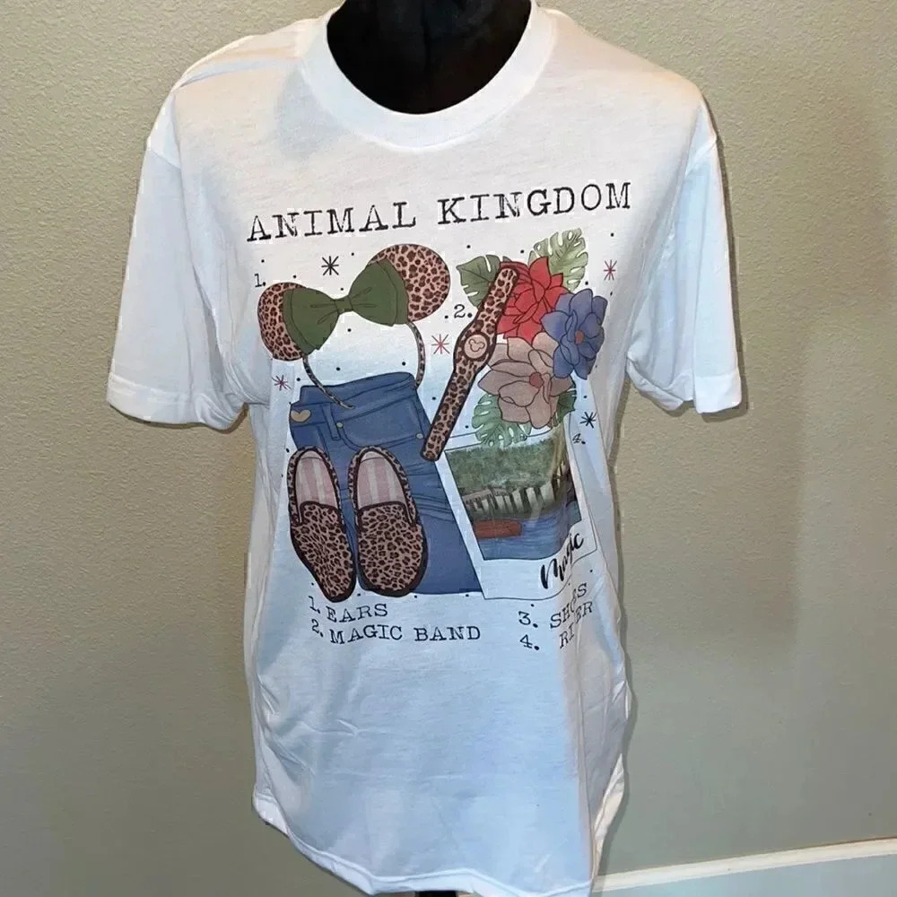 â˘Disney AnimalâKingdomâteeâ˘Â Â